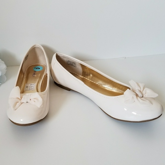 Larah ballett flats by Nine West - Picture 2 of 4